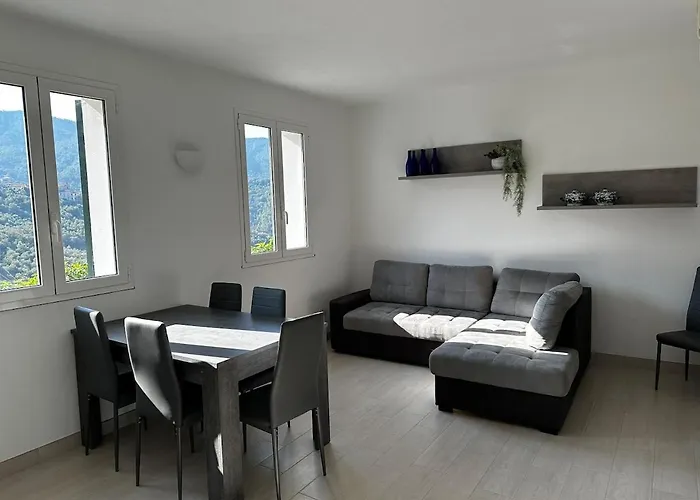 Villa House In Paradise Bracco