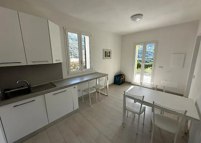 Villa House In Paradise Bracco